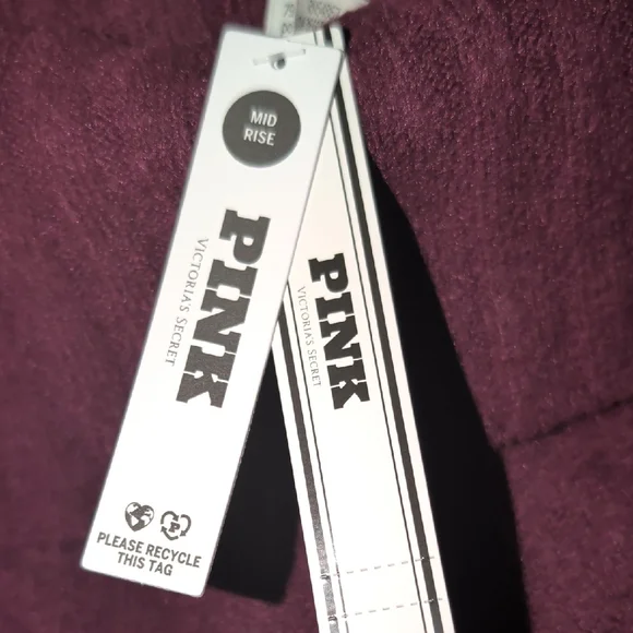 Victoria's Secret Burgundy Quilted Flared Leggings - Picture 3 of 5